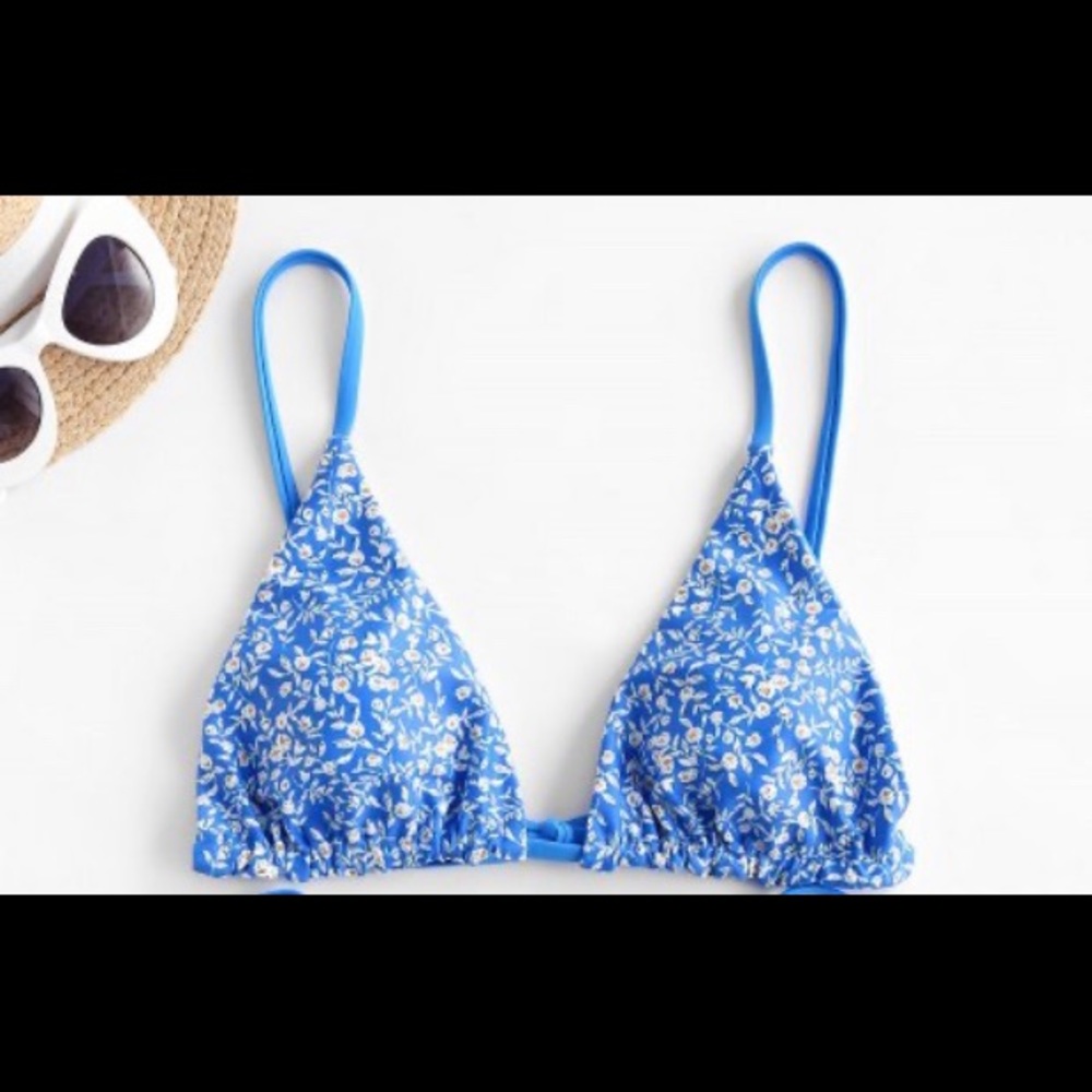 Blue floral bikini top